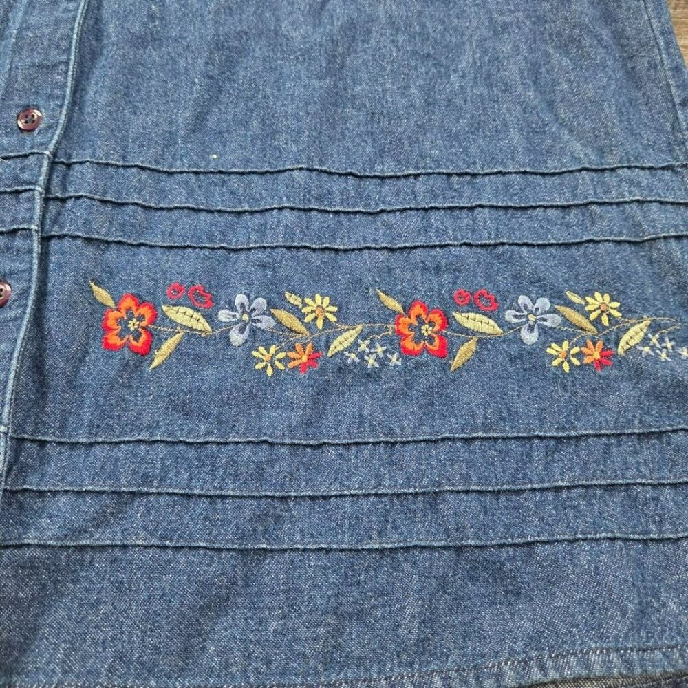 Blair Jean button up top Women's size Large Cotton with Embroidery flowers denim - Picture 4 of 8